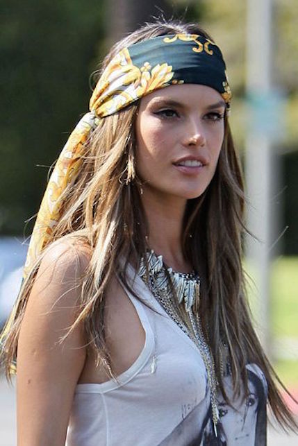 Come indossare foulard idee facili chic