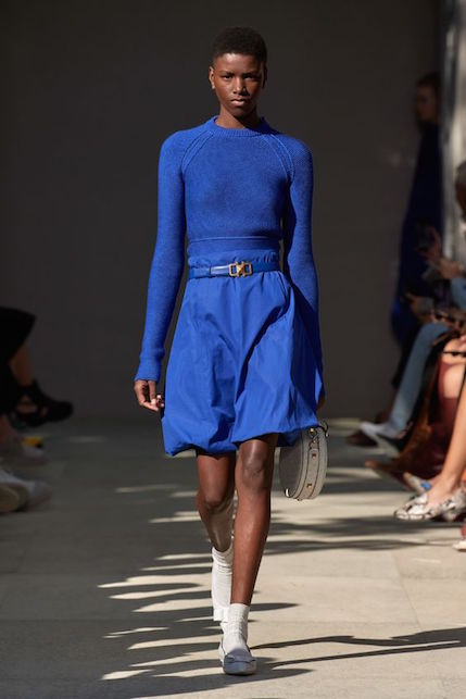 Come abbinare il colore Pantone 2020 Classic Blue